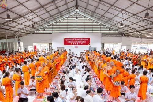 ภาพ No.228143:วันอาทิตย์ที่ 8 มิถุนายน พ.ศ. 2568 พิธีตักบาตรพระ 500 รูป ปีที่ 10 ณ ธุดงคสถานล้านนา อำเภอสันทราย จังหวัดเชียงใหม่