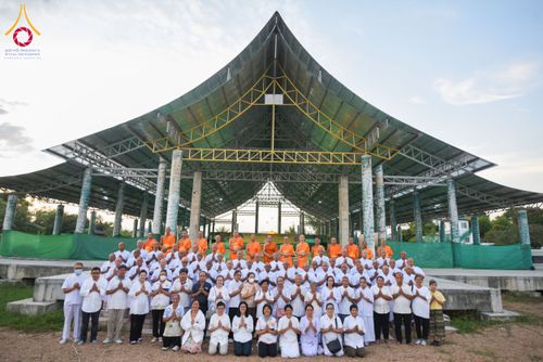 ภาพ No.180216:พิธีตัดปอยผมธรรมทายาท ณ ศูนย์ปฏิบัติธรรมวิหารแดง จ.สระบุรี โครงการบรรพชาอุปสมบท บูชาธรรมมหาปูชนียาจารย์ วันที่ 5 ธันวาคม พ.ศ. 2567