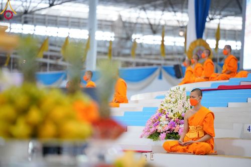 ภาพ No.99729:พิธีปฏิบัติธรรมและพิธีบูชาข้าวพระ ในวันอาทิตย์ต้นเดือนที่ 3 ธันวาคม พ.ศ. 2566 ณ สภาธรรมกายสากล วัดพระธรรมกาย จ.ปทุมธานี