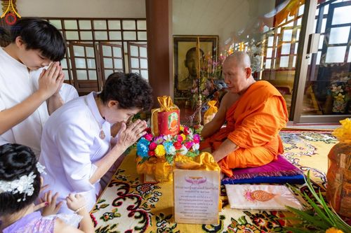 ภาพ No.165973:พิธีทอดกฐิน ณ วัดท่าเรือ ต.ท่าเรือ อ.ท่ามะกา จ.กาญจนบุรี ในโครงการกฐินสามัคคีทั่วไทย 30,000 วัด บูชาธรรม 80 ปี หลวงพ่อธัมมชโย โดยคณะศิษยานุศิษย์วัดพระธรรมกาย วันที่ 20 ตุลาคม พ.ศ. 2567