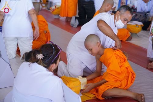 ภาพ No.134980:พิธีถวายบาตรแด่นาคธรรมทายาท ในโครงการบรรพชาสามเณรฟื้นฟูพระพุทธศาสนาทั่วไทย ณ สภาธรรมกายสากล วัดพระธรรมกาย จ.ปทุมธานี วันเสาร์ที่ 6 เมษายน พ.ศ. 2567