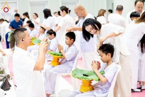 ภาพ No.213541:วันเสาร์ที่ 29 มีนาคม พ.ศ. 2568 พิธีปลงผม โครงการสามเณรยุวธรรมทายาท รุ่นที่ 33 โครงการสามเณรมัชฌิมธรรมทายาท รุ่นที่ 29 ณ ห้องปฏิบัติธรรมวิหารคด คอร์ 13 วัดพระธรรมกาย