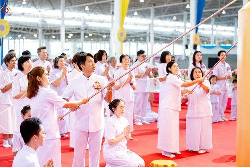 ภาพ No.247063:วันที่ 21 กันยายน พ.ศ. 2568 งานบุญวันอาทิตย์ พิธีจุดเทียนใจ ไฟนิรันด์ อนันตชัย ณ วัดพระธรรมกาย จ.ปทุมธานี