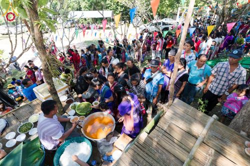 ภาพ No.175627:พิธีทอดกฐิน วัดพระธรรมจาริกบ้านต่อปล้าคี ตำบลแม่สอง อำเภอท่าสองยาง จังหวัดตาก ในโครงการกฐินสามัคคีทั่วไทย 30,000 วัด บูชาธรรม 80 ปี หลวงพ่อธัมมชโย โดยคณะศิษยานุศิษย์วัดพระธรรมกาย วันที่ 15 พฤศจิกายน พ.ศ. 2567