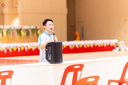 ภาพ No.322768:วันที่ 15-18 เมษายน พ.ศ.2569 การเเตรียมโต๊ะฉัน , เตรียมจุดพักค้าง , เรียงเก้าอี้ , เรียงกล่องไทยธรรม  เพื่องานถวายมหาสังฆทาน 40,000 กว่าวัดทั่วประเทศ วันคุ้มครองโลก 22 เมษายน พ.ศ.2569 วัดพระธรรมกาย