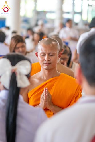 ภาพ No.321418:วันเสาร์ที่ 11 เมษายน พ.ศ.2569 พิธีขอบรรพชา พิธีขอสรณคมณ์และศีล, พิธีถวายบาตร พิธีอุปสมบท โครงการอุปสมบทหมู่ บูชาธรรมหลวงพ่อธัมมชโย พ.ศ.2569 โครงการอุปสมบทหมู่ธรรมทายาท ระดับอุดมศึกษา รุ่น 53 (ภาคฤดูร้อน) ณ วัดพระธรรมกาย ปทุมธานี