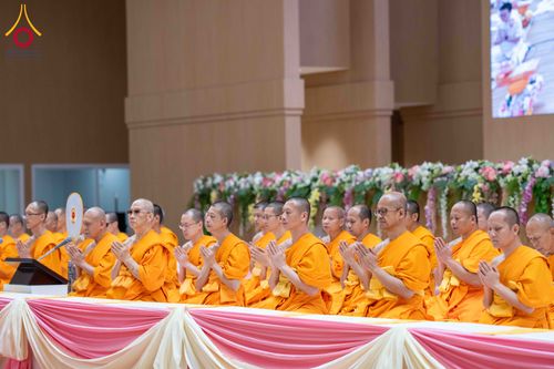 ภาพ No.313654:วันอาทิตย์ที่ 15 มีนาคม พ.ศ. 2569 พิธีร่วมบุญบรรพชาสามเณร 5000 รูป ณ ห้องแก้วสารพัดนึก 2 สภาธรรมกายสากล วัดพระธรรมกาย