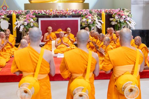 ภาพ No.137823:พิธีอุปสมบทสามเณรอุทิศชีวิต 11 รูป วันวิสาขบูชา พุธที่ 22 พฤษภาคม พ.ศ.2567 ณ อุโบสถ วัดพระธรรมกาย
