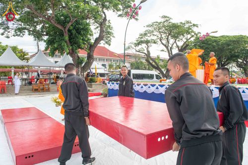 ภาพ No.329515:วันอาทิตย์ที่ 24 พฤษภาคม พ.ศ. 2569 พิธีตักบาตรพระ 1,000 รูป เพื่อถวายเป็นพุทธบูชาในเทศกาลวิสาขบูชาโลก และ ถวายเป็นพระราชกุศล  ณ ลานศิลปวัฒนธรรม เมืองปัตตานี จ.ปัตตานี