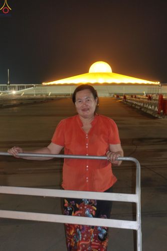 ภาพ No.322072:วันที่ 12 -13 เมษายน พ.ศ.2569 การเตรียมกล่องไทยธรรม + การขนย้ายเก้าอี้ เพื่องานถวายมหาสังฆทาน 40,000 กว่าวัดทั่วประเทศ วันคุ้มครองโลก 22 เมษายน พ.ศ.2569 วัดพระธรรมกาย