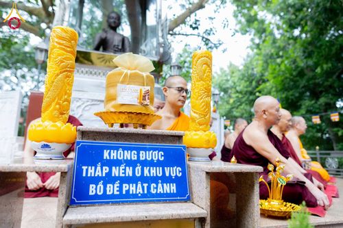 ภาพ No.344500:วันที่ 8-11 สิงหาคม พ.ศ.2569 “ประเพณีเข้าพรรษา เชื่อมพระพุทธศาสนาสองแผ่นดิน” ถวายเทียนพรรษา 9 วัด ณ นครโฮจิมินห์ สาธารณรัฐสังคมนิยมเวียดนาม