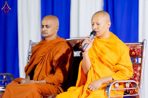 ภาพ No.283792:วันที่ 6-7 ธันวาคม พ.ศ. 2568  พิธีรับมอบหนังสือแสดงเจตจำนงถวายสิทธิครอบครองและใช้ประโยชน์วัดสันติวัน เมืองนาคปูร์  พิธีจุดโคมประทีปถวายเป็นพุทธบูชา และอุทิศบุญกุศลแด่ ดร.บี.อาร์. อัมเบดการ์  พิธีบูชาข้าวพระถ่ายทอดสดจากประเทศไทย