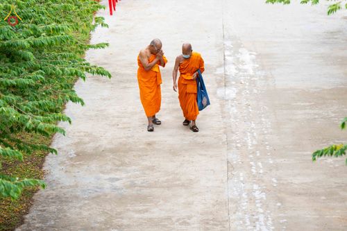 ภาพ No.342643:วันเสาร์ที่ 8 สิงหาคม พ.ศ. 2569  พิธีทักษิณานุปทาน แด่บรรพชนตระกูลผ่องสวัสดิ์และหมู่ญาติที่ล่วงลับไปแล้ว ครั้งที่ 21 ณ พระมหาเจดีย์ทัตตชีโว ศูนย์อบรมเยาวชนกาญจนบุรี