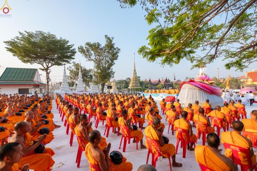 ภาพ No.294427:วันที่ 14 มกราคม พ.ศ. 2569 พิธีตักบาตรพระธรรมยาตรา ณ วัดสองพี่น้อง ต.ต้นตาล อ.สองพี่น้อง จ.สุพรรณบุรี ในโครงการธรรมยาตรา กตัญญูบูชา มหาปูชนียาจารย์ พระมงคลเทพมุนี(สด จนฺทสโร) พระผู้ปราบมาร อนุสรณ์สถาน 7 แห่ง ปีที่ 14