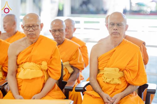 ภาพ No.291033:วันจันทร์ที่ 5 มกราคม พ.ศ. 2569  วัดพระธรรมกาย มูลนิธิธรรมกาย  จัดพิธีมอบของขวัญสนับสนุนการจัดกิจกรรมงานวันเด็กแห่งชาติ ประจำปี พ.ศ. 2569 ให้แก่องค์กรภาคีเครือข่ายกว่า 200 องค์กร ณ วัดพระธรรมกาย อ.คลองหลวง จ.ปทุมธานี
