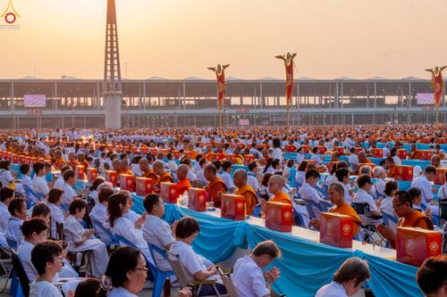 ภาพ No.324036:วันที่ 22 เมษายน พ.ศ.2569 (วันคุ้มครองโลก) พิธีถวายมหาสังฆทาน 40,000 กว่าวัดทั่วประเทศ ณ ลานธรรม พระมหาธรรมกายเจดีย์ วัดพระธรรมกาย