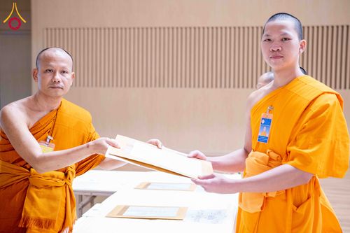 ภาพ No.309512:วันที่ 12 กุมภาพันธ์ พ.ศ. 2569 การสอบบาลีสนามหลวง ประจำปี 2569 ประโยค 1-2, ป.ธ.3/ ประโยค บ.ศ.1-2, บ.ศ.3 ณ สนามสอบประจำจังหวัดปทุมธานี แห่งที่ 2  วัดพระธรรมกาย อ.คลองหลวง จ.ปทุมธานี