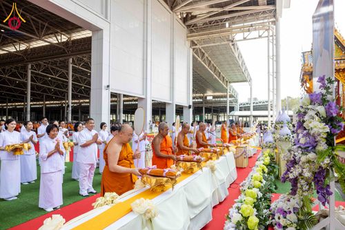 ภาพ No.316572:วันอาทิตย์ที่ 29 มีนาคม พ.ศ. 2569 พิธีทอดผ้าบังสุกุลและพิธีชำระร่าง โยมพ่อณรงค์ จินตมากุล  สิริอายุ 99 ปี 11 เดือน โยมบิดา พระครูปลัดรัตนวีรวัฒน์ (รังสฤษดิ์ อิทฺธิจินตโก) ที่ปรึกษาเจ้าคณะจังหวัดปทุมธานี เจ้าอาวาสวัดพระธรรมกาย  ณ ฌาปนสถานชั่วคราว ทางเข้า 