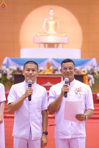 ภาพ No.311664:วันอาทิตย์ต้นเดือนที่ 1 มีนาคม พ.ศ.2569 สัมมนาพิเศษ พิธีมอบรูปหล่อโลหะหลวงปู่วัดปากน้ำ พระมงคลเทพมุนี พิธีมุทิตาสักการะในโอกาสพระครูปลัดรัตนวีรวัฒน์(รังสฤษดิ์ อิทธิจินฺตโก) เจ้าอาวาสวัดพระธรรมกาย  ดำรงตำแหน่งเป็น “ที่ปรึกษาเจ้าคณะจังหวัดปทุมธานี”  ณ ห้อง