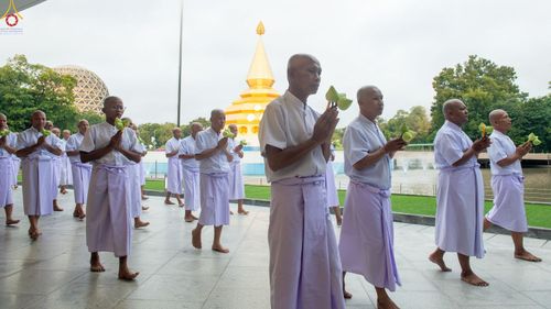 ภาพ No.350756:วันที่ 19 กันยายน พ.ศ.2569 พิธีบรรพชาอุปสมบท โครงการอุปสมบทหมู่บูชาธรรม ครบรอบ 109 ปี วันครูผู้ค้นพบวิชชาธรรมกาย ณ โบสถ์พระไตรปิฏก วัดพระธรรมกาย