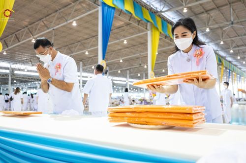 ภาพ No.65291:พิธีทอดผ้าป่า ในวันอาทิตย์ต้นเดือนที่ 4 ธันวาคม พ.ศ. 2565 ณ วัดพระธรรมกาย จ.ปทุมธานี