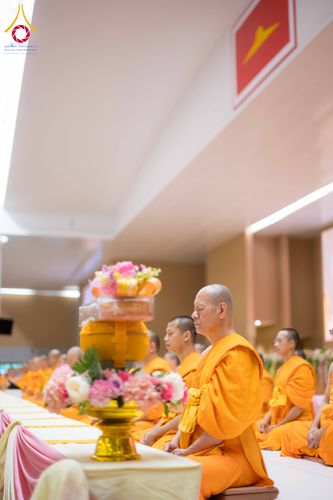 ภาพ No.313613:วันอาทิตย์ที่ 15 มีนาคม พ.ศ. 2569 พิธีร่วมบุญบรรพชาสามเณร 5000 รูป ณ ห้องแก้วสารพัดนึก 2 สภาธรรมกายสากล วัดพระธรรมกาย