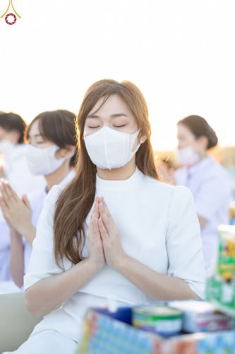 ภาพ No.68696:พิธีตักบาตรฉลองพระใหม่ วันที่ 1 มกราคม พ.ศ. 2566 ณ วัดพระธรรมกาย จ.ปทุมธานี