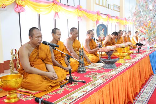 ภาพ No.283343:วันเสาร์ที่ 1 พฤศจิกายน 2568 พิธีทอดกฐินสามัคคีทั่วไทย 30,000 วัด  โดยคณะศิษยานุศิษย์ บูชาธรรม 81 ปี  หลวงพ่อธัมมชโย ณ วัดหนองน้ำขุ่น ตำบลห้วยไผ่ อำเภอเมืองราชบุรี จังหวัดราชบุรี