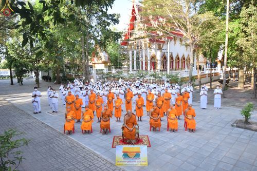 ภาพ No.67033:พิธีอุปสมบทวัดพันเสด็จนอก อ.ศรีราชา จ.ชลบุรี รับบุญจัดงานโดย สำนักพัฒนาเยาวชนโลก เมื่อวันที่ 7 ธันวาคม พ.ศ. 2565