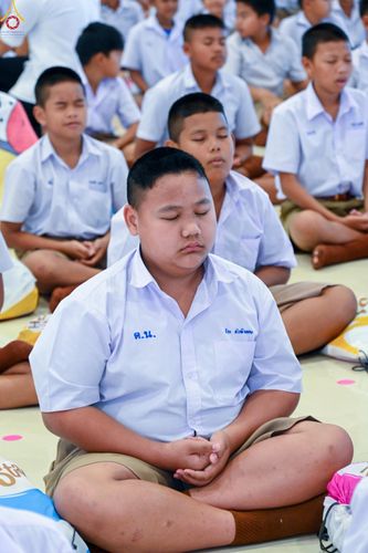 ภาพ No.283929:วันที่ 18 พฤศจิกายน พ.ศ. 2568 พิธีทอดกฐินสามัคคีทั่วไทย 30,000 วัด  โดยคณะศิษยานุศิษย์ บูชาธรรม 81 ปี  หลวงพ่อธัมมชโย  ณ วัดสวายสอ จ.บุรีรัมย์