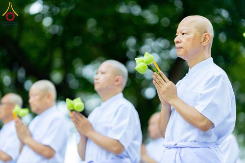 ภาพ No.286485:วันเสาร์ที่ 12 กรกฏาคม พ.ศ.2568 พิธีบรรพชาอุปสมบท  โครงการบรรพชาอุปสมบทหมู่ ธรรมทายาทนานาชาติ(ภาคภาษาจีน), โครงการบรรพชาสามเณร โรงเรียนนานาชาติ รุ่นที 14