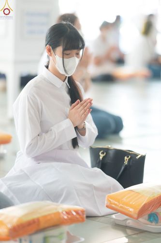 ภาพ No.72807:พิธีเจริญพระพุทธมนต์ และถวายภัตตาหารเป็นสังฆทาน เนื่องในวันคล้ายวันเกิด ครบรอบ 114 ปี คุณยายอาจารย์มหารัตนอุบาสิกาจันทร์ ขนนกยูง วันที่ 19 มกราคม พ.ศ. 2566 ณ หอฉันคุณยายอาจารย์ฯ วัดพระธรรมกาย จ.ปทุมธานี