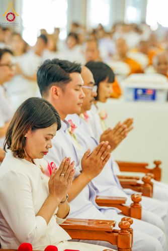 ภาพ No.313753:วันเสาร์ที่ 14 มีนาคม พ.ศ. 2569 พิธีตักบาตรแด่คณะสงฆ์ 323 วัด 4 จังหวัดชายแดนภาคใต้ พิธีถวายสังฆทานแด่คณะสงฆ์ 323 วัด ปีที่ 22 ครั้งที่ 183 พิธีมอบกองทุนหนุนแรงใจช่วยครูใต้ ปีที่ 19 ครั้งที่ 146 และพิธีทำบุญอุทิศส่วนกุศลให้ผู้วายชนม์ ณ ศูนย์ปฏิบัติธรรมภา