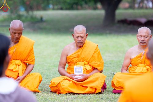 ภาพ No.314640:วันที่ 20 มีนาคม พ.ศ. 2569 พระอาจารย์ แนะนำการปฏิบัติธรรมให้แก่สามเณร  โครงการบรรพชาสามเณร 500 รูป เนปาล ณ วิหารมายาเทวี ประเทศเนปาล