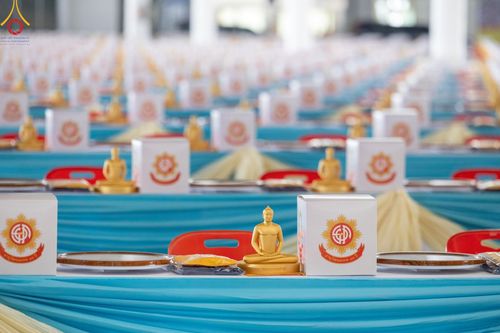 ภาพ No.60631:V.38 ทุ่มพลังเพื่อพ่อครบ 80 ปี ภาพการเตรียมงานของหน่วยงานต่างๆ เพื่อพิธีฉลองอายุวัฒนมงคล 80 ปี หลวงพ่อธัมมชโย และรับถวายมหาสังฆทาน 10,000 กว่าวัดทั่วประเทศ ในวันคุ้มครองโลก วันจันทร์ที่ 22 เมษายน พ.ศ. 2567