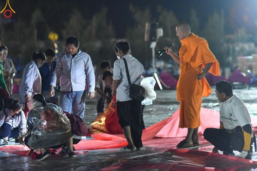 ภาพ No.119496:V.18 ทันทีม การเตรียมงาน เก็บงาน การรับบุญของเจ้าหน้าที่หน่วยงานต่างๆ เพื่อโครงการธรรมยาตรา กตัญญูบูชามหาปูชนียาจารย์ พระมงคลเทพมุนี (สด จนฺทสโร) พระผู้ปราบมาร อนุสรณ์สถาน 7 แห่ง ปีที่ 12 ระหว่างวันที่ 2 - 31 มกราคม พ.ศ.2567