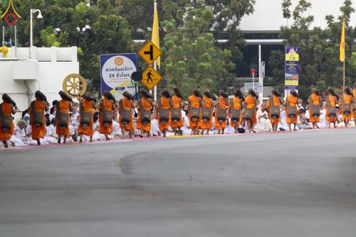 ภาพ No.120422:พิธีต้อนรับพระธรรมยาตรา ในโครงการธรรมยาตรา กตัญญูบูชา มหาปูชนียาจารย์ พระมงคลเทพมุนี(สด จนฺทสโร) พระผู้ปราบมาร อนุสรณ์สถาน 7 แห่ง ปีที่ 12 วันที่ 28 มกราคม พ.ศ. 2567 ณ วัดพระธรรมกาย จ.ปทุมธานี (ชุดที่ 2)