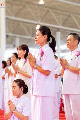 ภาพ No.247169:วันที่ 21 กันยายน พ.ศ. 2568 งานบุญวันอาทิตย์ พิธีจุดเทียนใจ ไฟนิรันด์ อนันตชัย ณ วัดพระธรรมกาย จ.ปทุมธานี