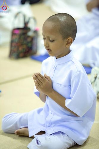 ภาพ No.222877:วันอาทิตย์ต้นเดือนที่ 4 พฤษภาคม พ.ศ. 2568 พิธีบูชาข้าวพระ ณ สภาธรรมกายสากล วัดพระธรรมกาย