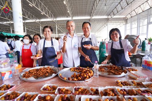 ภาพ No.209243:วันเสาร์ที่ 1 มีนาคม พ.ศ. 2568 สัมมนาใหญ่ ผู้นำบุญ 10,000 คน เพื่องานมหาสังฆทาน 40,000 กว่าวัดทั่วประเทศ ณ สภาธรรมกายสากล วัดพระธรรมกาย