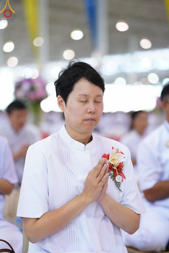 ภาพ No.151272:พิธีบูชาข้าวพระ ในวันอาทิตย์ต้นเดือน วันที่ 1 กันยายน พ.ศ. 2567 ณ สภาธรรมกายสากล วัดพระธรรมกาย