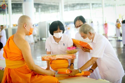 ภาพ No.131699:พิธีร่วมบุญบรรพชาสามเณร 5,000 รูป ณ บ้านแก้วเรือนทองคุณยาย สภาธรรมกายสากล วัดพระธรรมกาย วันเสาร์ที่ 23 มีนาคม พ.ศ. 2567