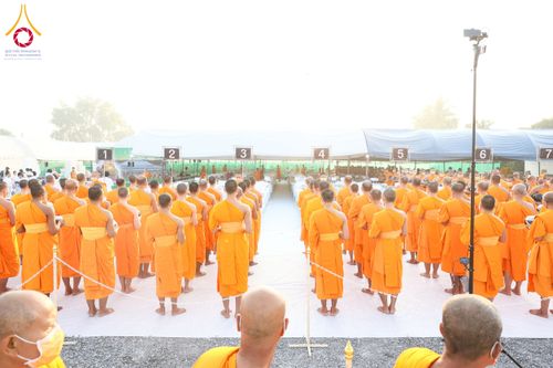 ภาพ No.191134:พิธีถวายภัตตาหารเป็นสังฆทาน แด่พระธรรมยาตรา ณ อนุสรณ์สถานคลองบางนางแท่น อ.สามพราน จ.นครปฐม ในโครงการธรรมยาตรา กตัญญูบูชา มหาปูชนียาจารย์ พระมงคลเทพมุนี(สด จนฺทสโร) พระผู้ปราบมาร อนุสรณ์สถาน 7 แห่ง ปีที่ 13 วันที่ 8 มกราคม พ.ศ. 2568