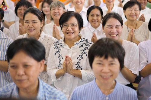 ภาพ No.212366:วันพุธที่ 19 มีนาคม พ.ศ. 2568 การบรรจุไทยธรรมลงกล่องสำเร็จ 43,500 กล่อง เพื่อถวายแด่พระสังฆาธิการ 40,000 กว่าวัดทั่วไทย ในวันคุ้มครองโลก 22 เมษายน พ.ศ. 2568 ณ บ้านแก้วเรือนทองคุณยายฯ วัดพระธรรมกาย