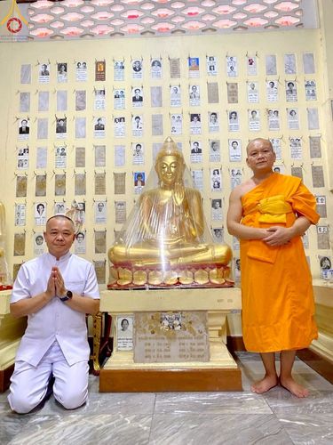 ภาพ No.223258:วันที่ 2 -10 พฤษภาคม พ.ศ. 2568 พิธีตัดปอยผม ปลงผม พิธีขอขมาลาอุปสมบทอุทิศชีวิต ของอุบาสก พิสิทธิ์ หมื่นแกล้ว  ณ วัดพระธรรมกาย