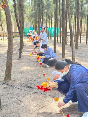 ภาพ No.198831:V.50 สารพัดV สารพัดดี ที่ธรรมยาตรา ในโครงการธรรมยาตรา กตัญญูบูชา มหาปูชนียาจารย์ พระมงคลเทพมุนี(สด จนฺทสโร) พระผู้ปราบมาร อนุสรณ์สถาน 7 แห่ง ปีที่ 13 ระหว่างวันที่ 2-31 มกราคม พ.ศ. 2568