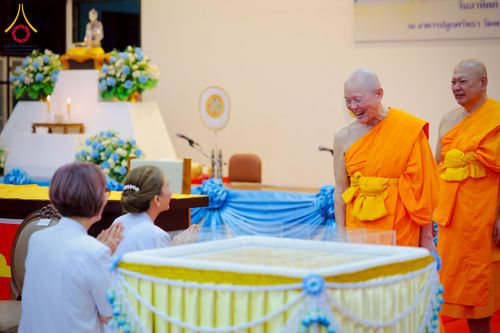 ภาพ No.221484:วันอาทิตย์ที่ 27 เมษายน พ.ศ. 2568 พิธีเจริญพระพุทธมนต์สมโภชดวงแก้วธรรมชัย เนื่องในโอกาสบูชาธรรม 81 ปีหลวงพ่อธัมมชโย อัญเชิญประดิษฐานเนื่องในโอกาสสถาปนาวัดพระธรรมกายไอซ์แลนด์ ณ อาคารปลูกศรัทธา 1 วัดพระธรรมกาย อำเภอคลองหลวง จังหวัดปทุมธานี