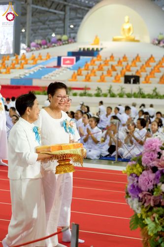 ภาพ No.264576:วันอาทิตย์ที่ 2 พฤศจิกายน พ.ศ. 2568 พิธีทอดกฐินสามัคคี ณ สภาธรรมกายสากล วัดพระธรรมกาย