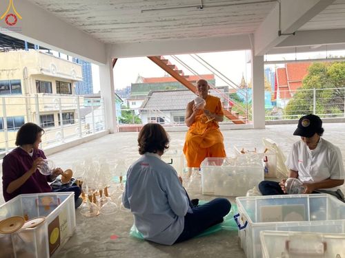 ภาพ No.120962:V.20 เป็นปลื้ม การเตรียมงาน เก็บงาน การรับบุญของเจ้าหน้าที่หน่วยงานต่างๆ เพื่อโครงการธรรมยาตรา กตัญญูบูชา มหาปูชนียาจารย์ พระมงคลเทพมุนี (สด จนฺทสโร) พระผู้ปราบมาร อนุสรณ์สถาน 7 แห่ง ปีที่ 12 ระหว่างวันที่ 2 - 31 มกราคม พ.ศ.2567