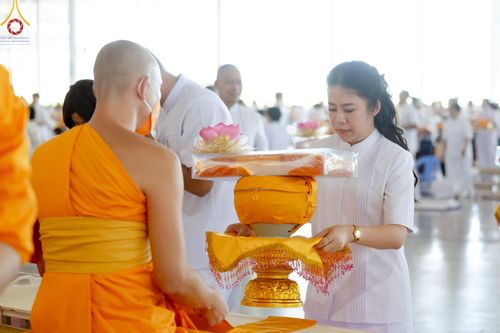 ภาพ No.131705:พิธีร่วมบุญบรรพชาสามเณร 5,000 รูป ณ บ้านแก้วเรือนทองคุณยาย สภาธรรมกายสากล วัดพระธรรมกาย วันเสาร์ที่ 23 มีนาคม พ.ศ. 2567